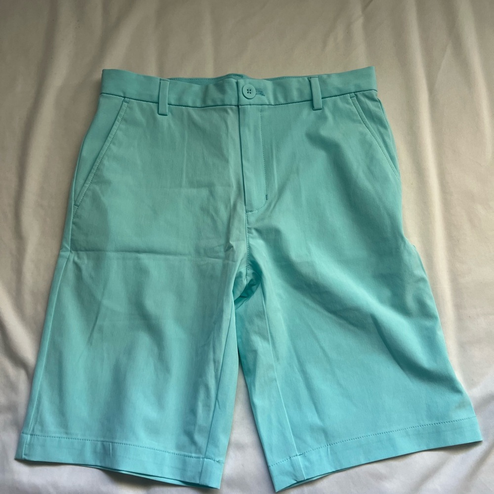 Vineyard vines boys shorts size 16 worn once